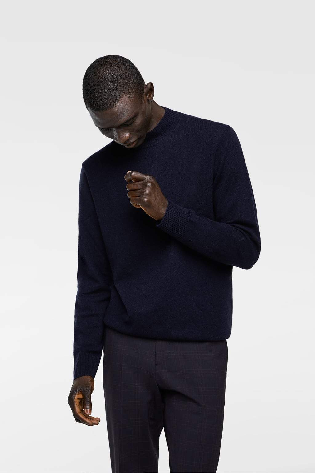 HIGH NECK CASHMERE SWEATER