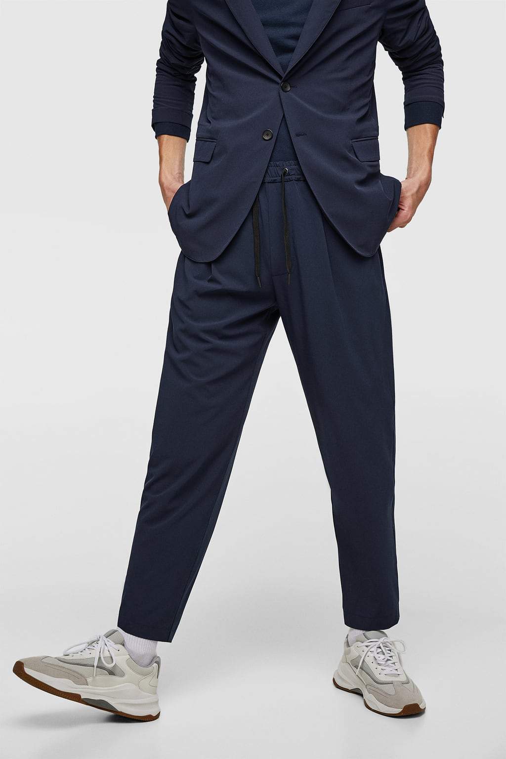 COMFORT JOGGING TROUSERS