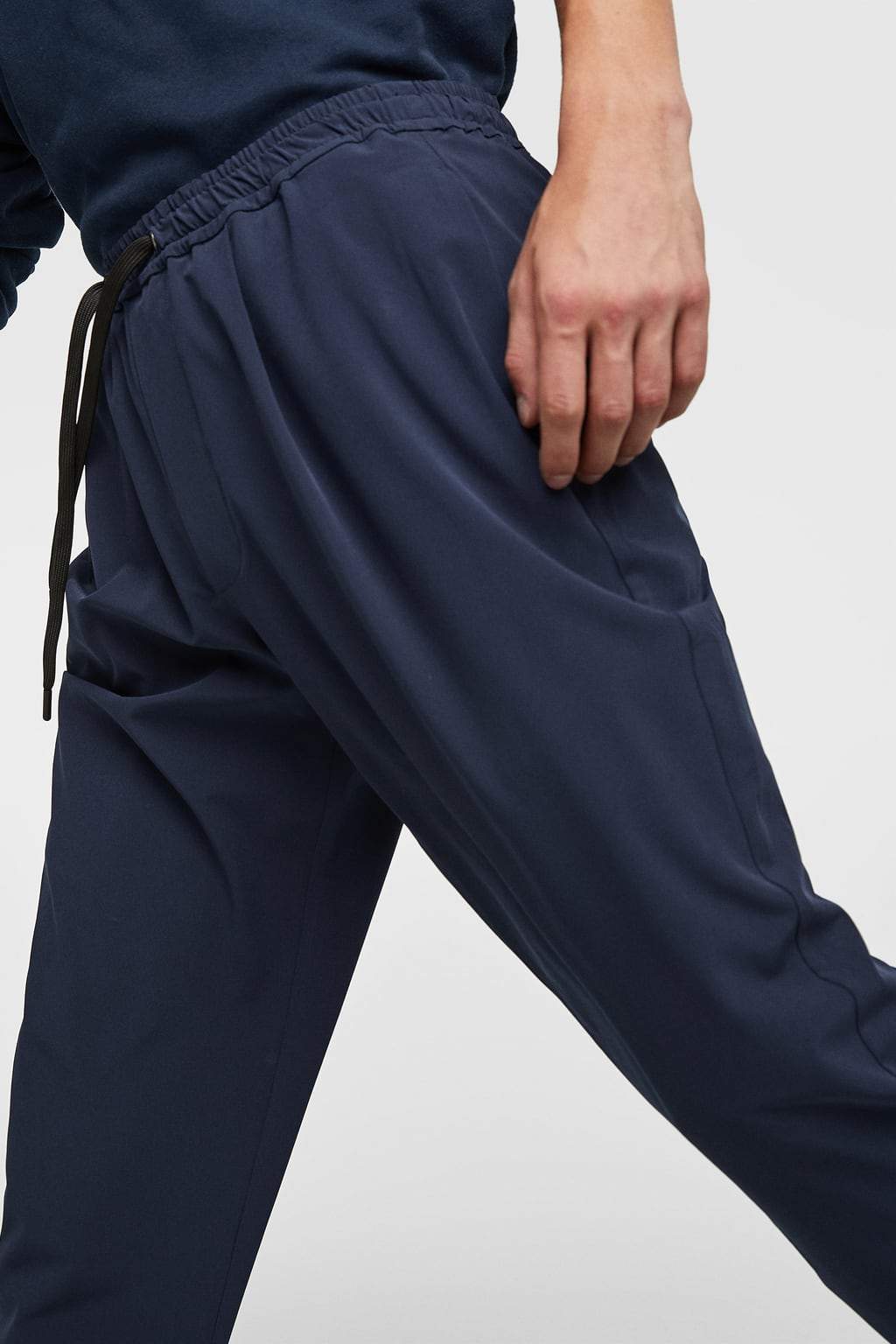 COMFORT JOGGING TROUSERS