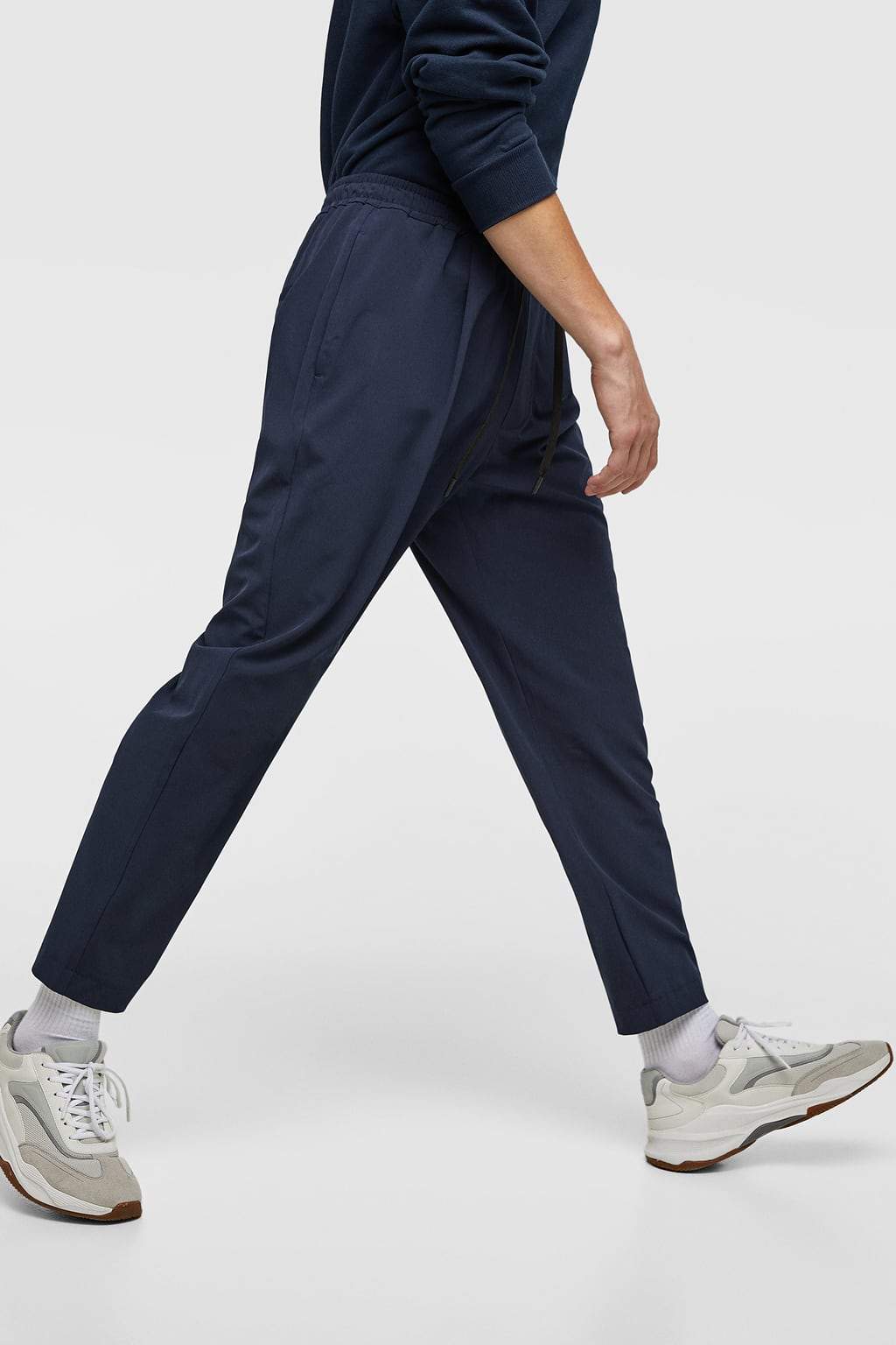 COMFORT JOGGING TROUSERS