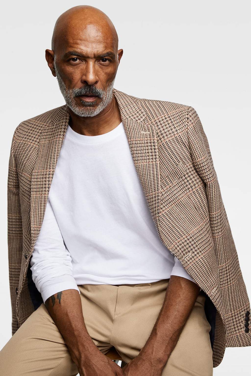 BASIC REGULAR FIT T-SHIRT
