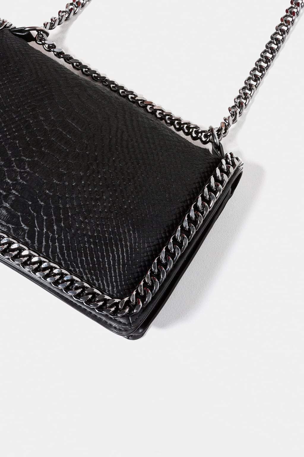 EMBOSSED CHAIN-TRIMMED BAG