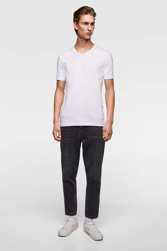 BASIC SLIM FIT T-SHIRT