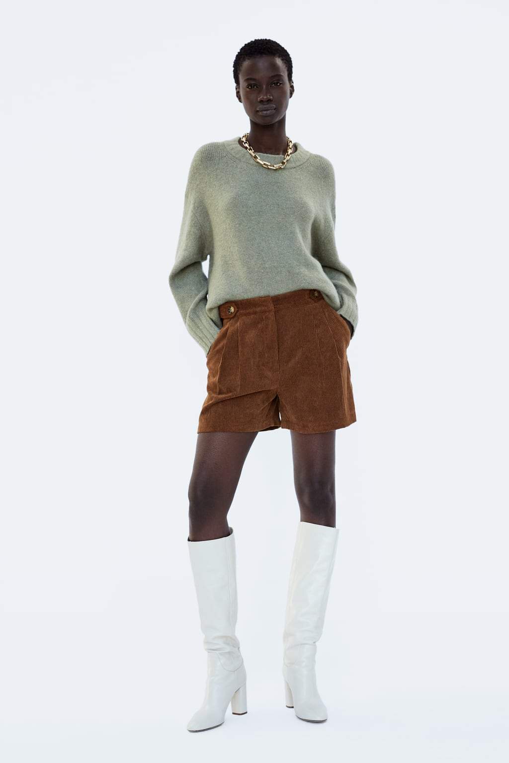 CORDUROY BERMUDA SHORTS WITH BUTTONS