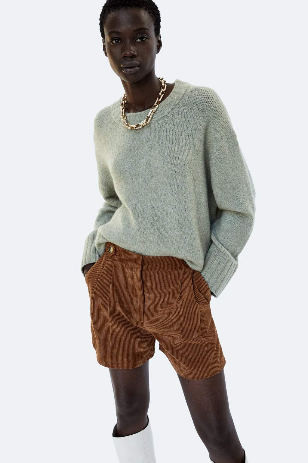 CORDUROY BERMUDA SHORTS WITH BUTTONS