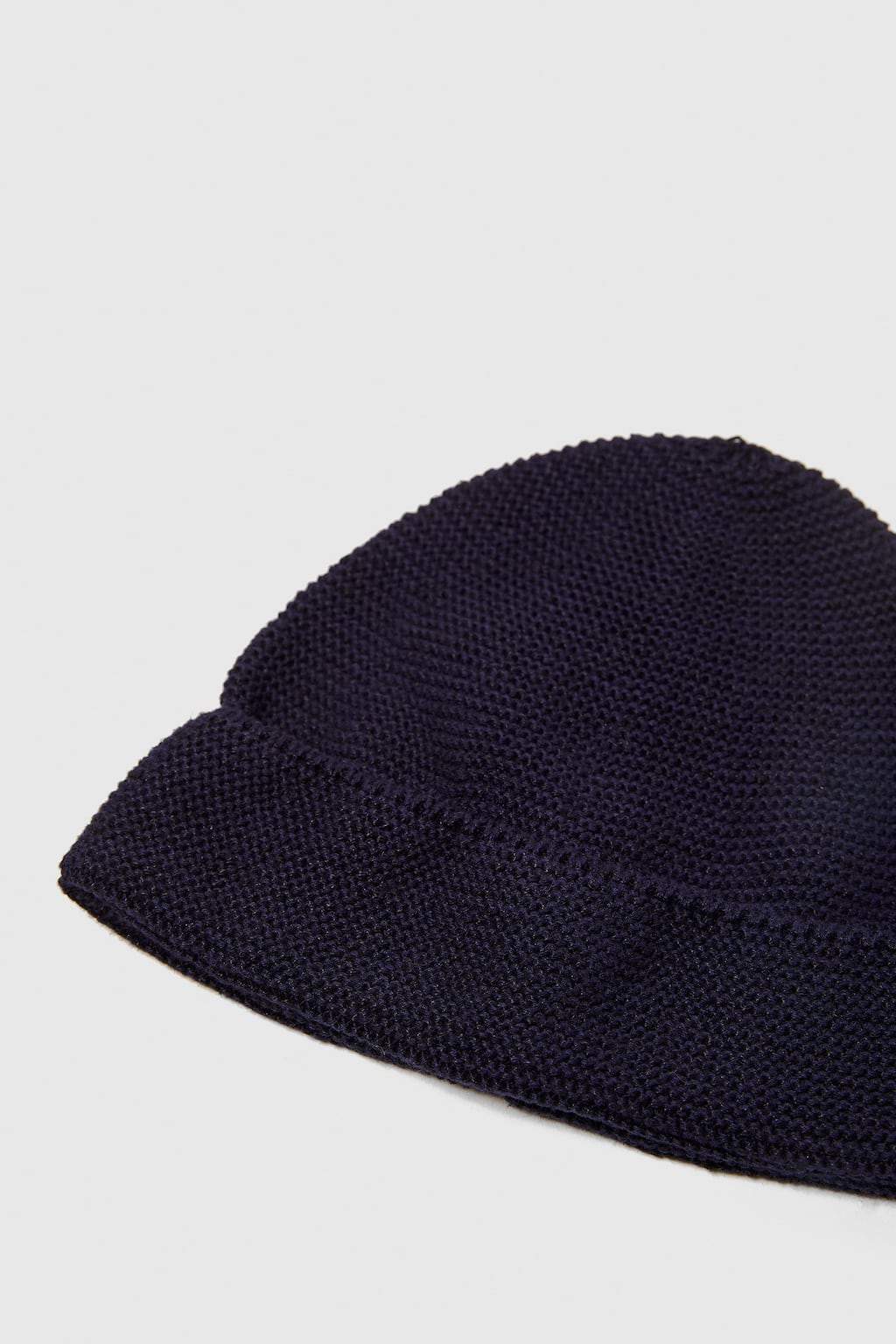 HAT WITH TURN-UP BRIM